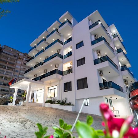 Hotel Kompleks Joni Саранде Екстериор снимка