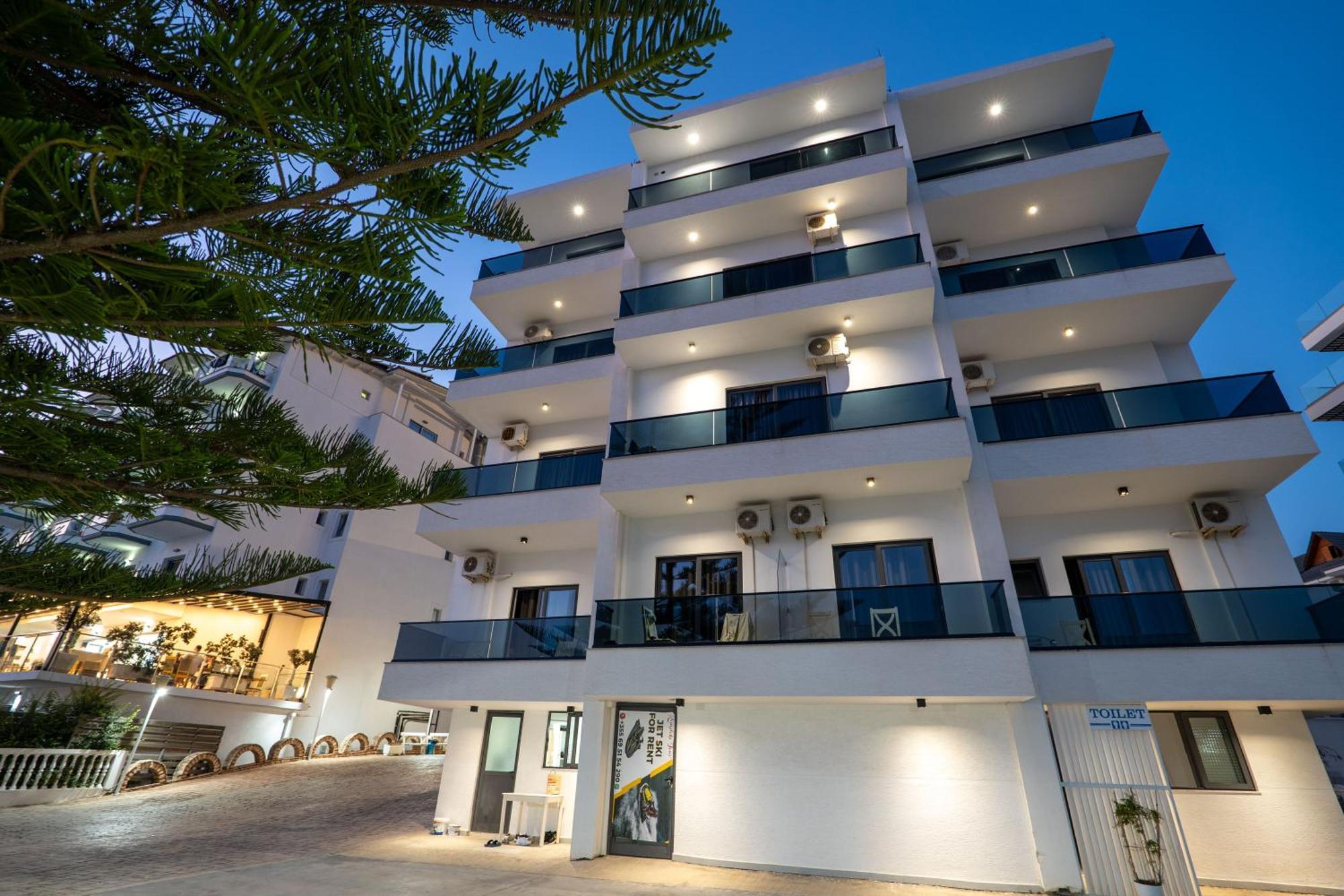 Hotel Kompleks Joni Саранде Екстериор снимка