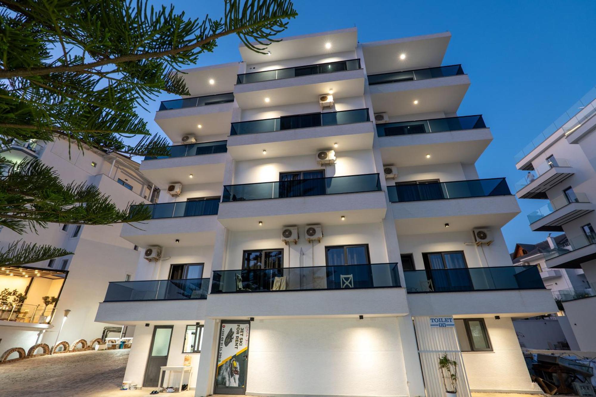 Hotel Kompleks Joni Саранде Екстериор снимка