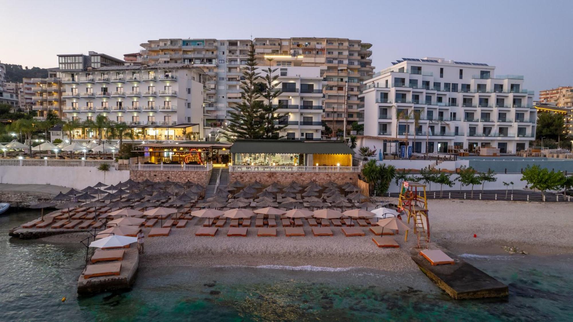 Hotel Kompleks Joni Саранде Екстериор снимка